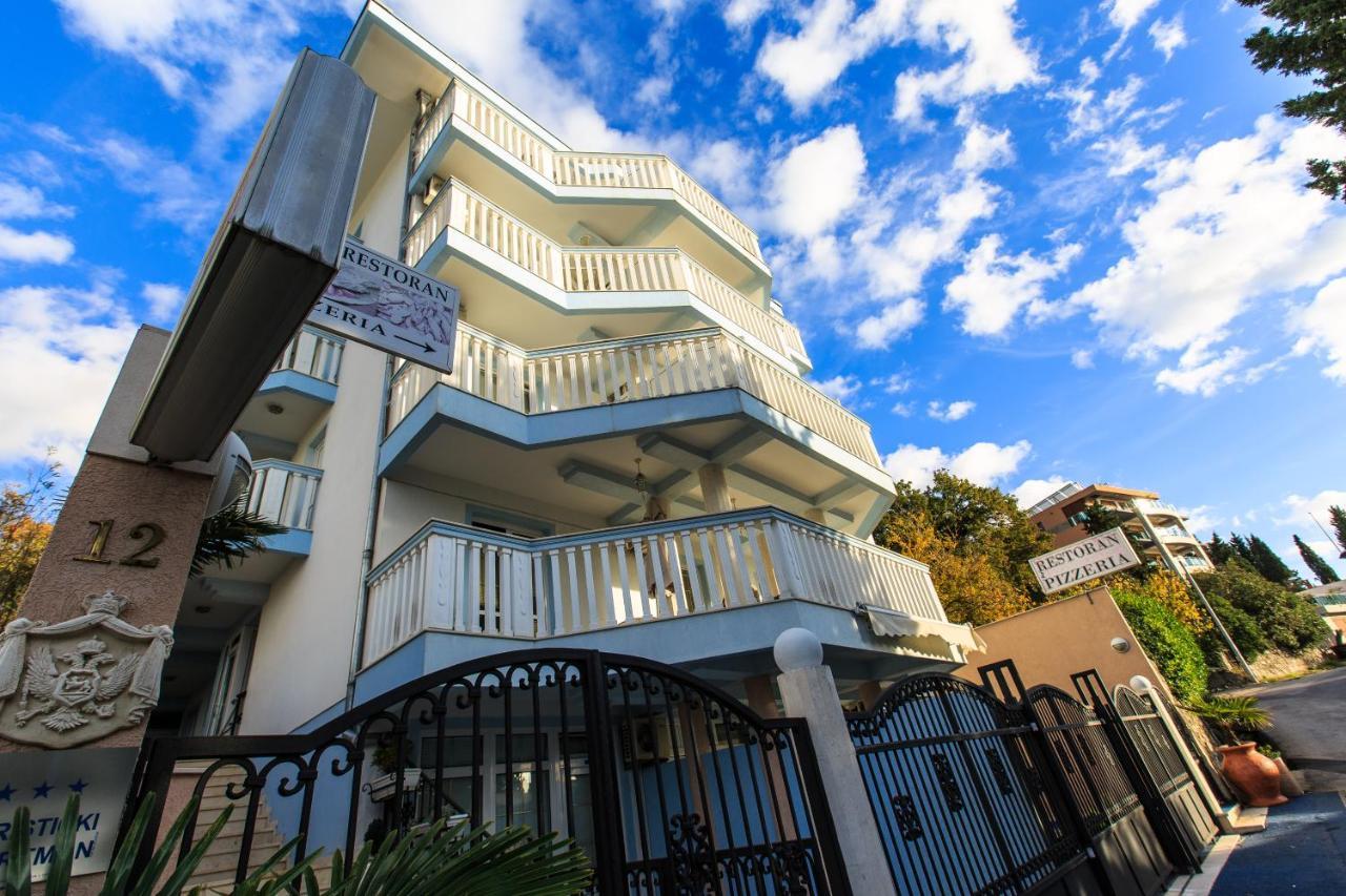 Guest House Perovic ซูโตมอเร ภายนอก รูปภาพ