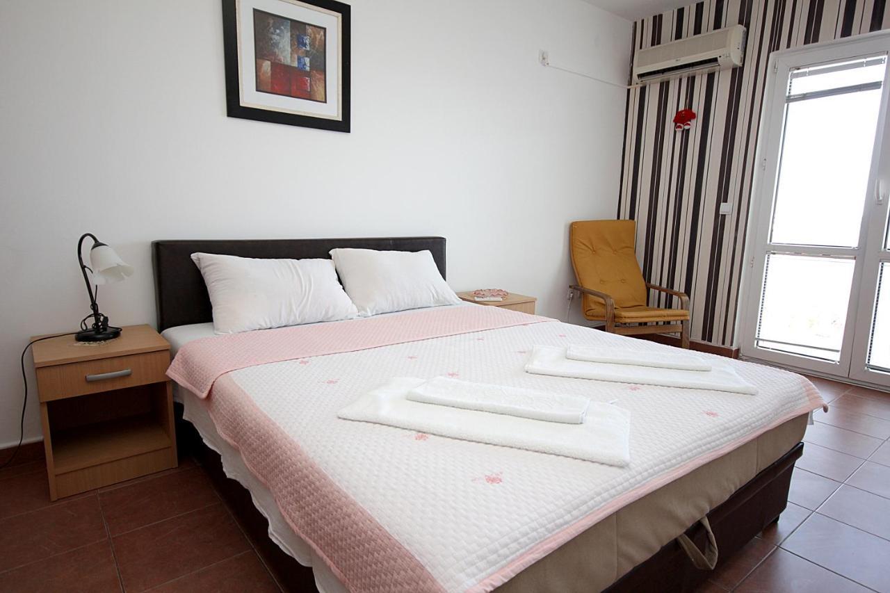 Guest House Perovic ซูโตมอเร ภายนอก รูปภาพ