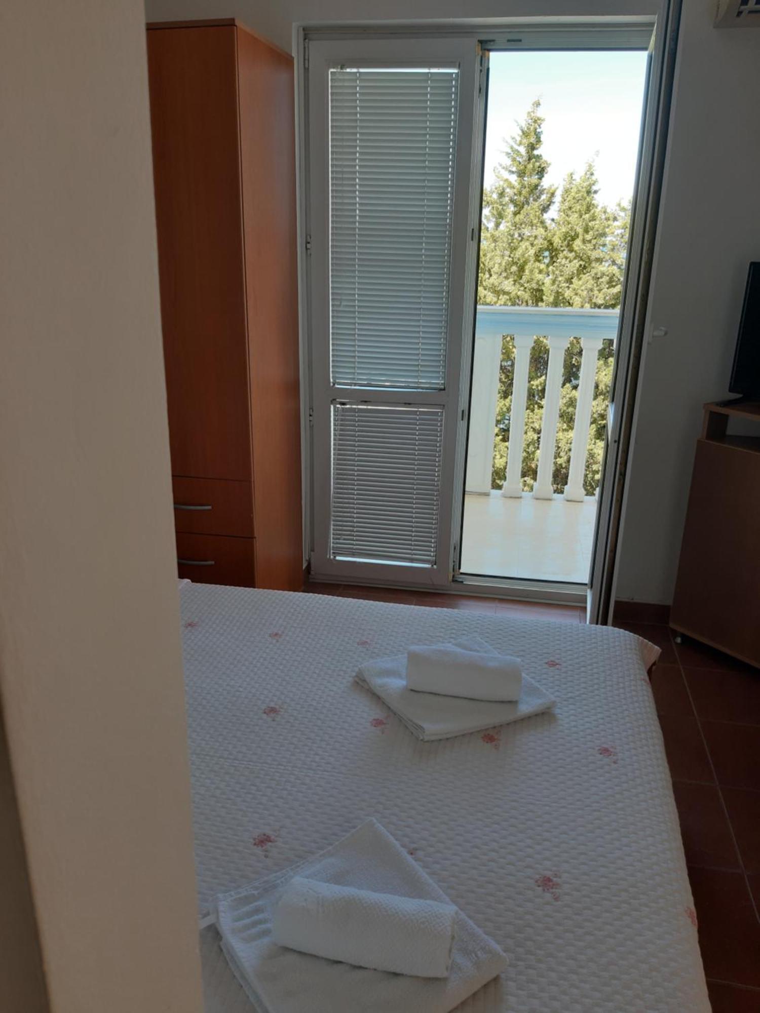 Guest House Perovic ซูโตมอเร ห้อง รูปภาพ