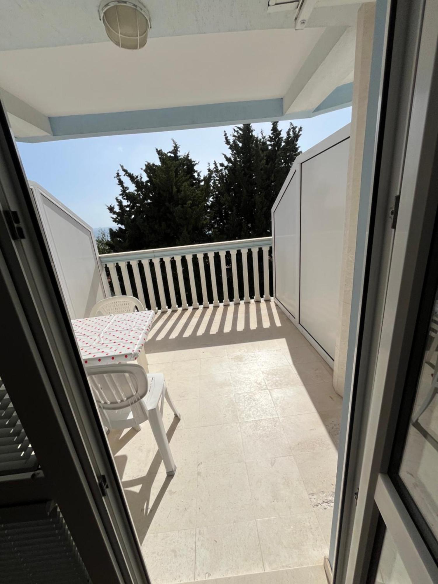 Guest House Perovic ซูโตมอเร ภายนอก รูปภาพ